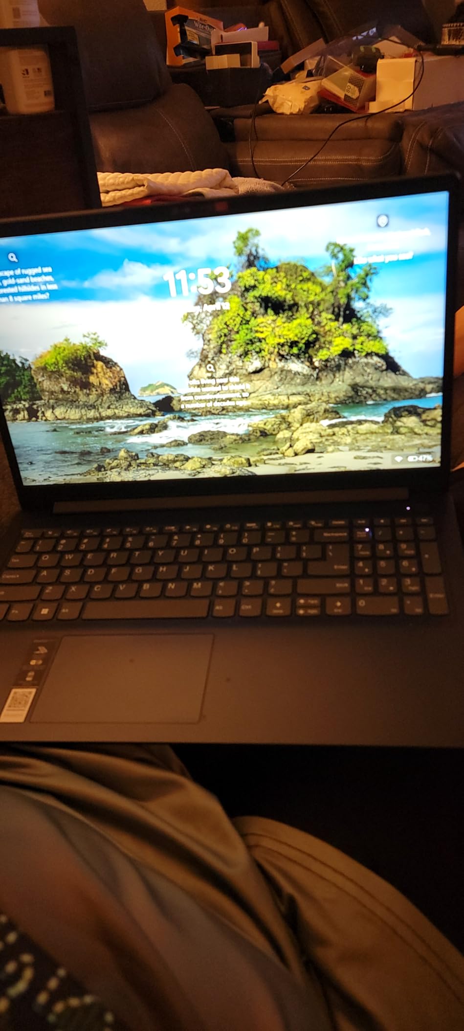 Lenovo 15.6 FHD Business customer photo 2