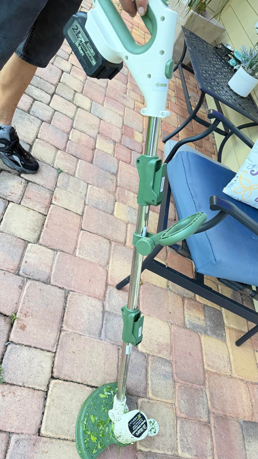21V Cordless Weed Wacker Eater, 3-in-1 Auto Feed String Trimmer customer photo 1