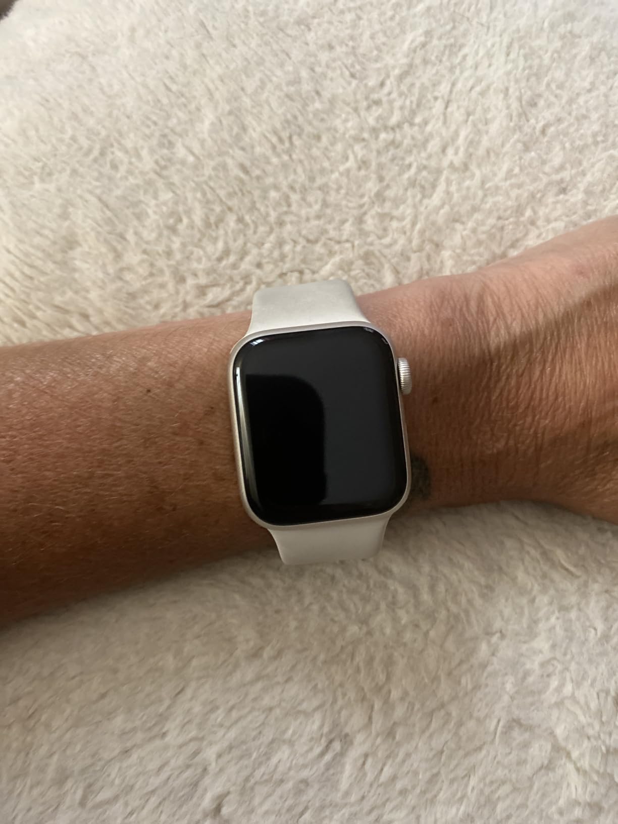 Apple Watch SE 3 customer photo 1